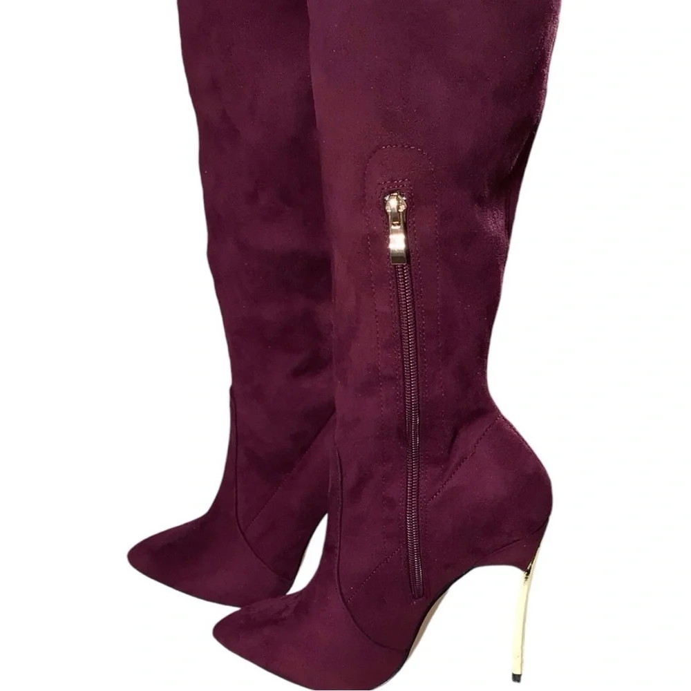 Woman’s over the Knee Maroon Suede Gold Heel Boots size 6 NWOB